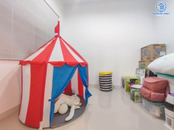 *****ทาวน์เฮ้าส์มือสองย่านนนทบุรี ม.ชวนชื่นทาวน์ กาญจนาภิเษก-บางใหญ่ บนเนื้อที่ 21.4 ตร.ว. ฟังก์ชันจัดเต็ม 4 ห้องนอน 3 ห้องน้ำ 2 ที่จอดรถ บ้านใหม่ ตกแต่งพร้อมอยู่ แถมฟรี! 2 เครื่องปรับอากาศ ใกล้รถไฟฟ้าสายสีม่วง "สถานีคลองบางไผ่" และทางด่วน "ศรีรัช"